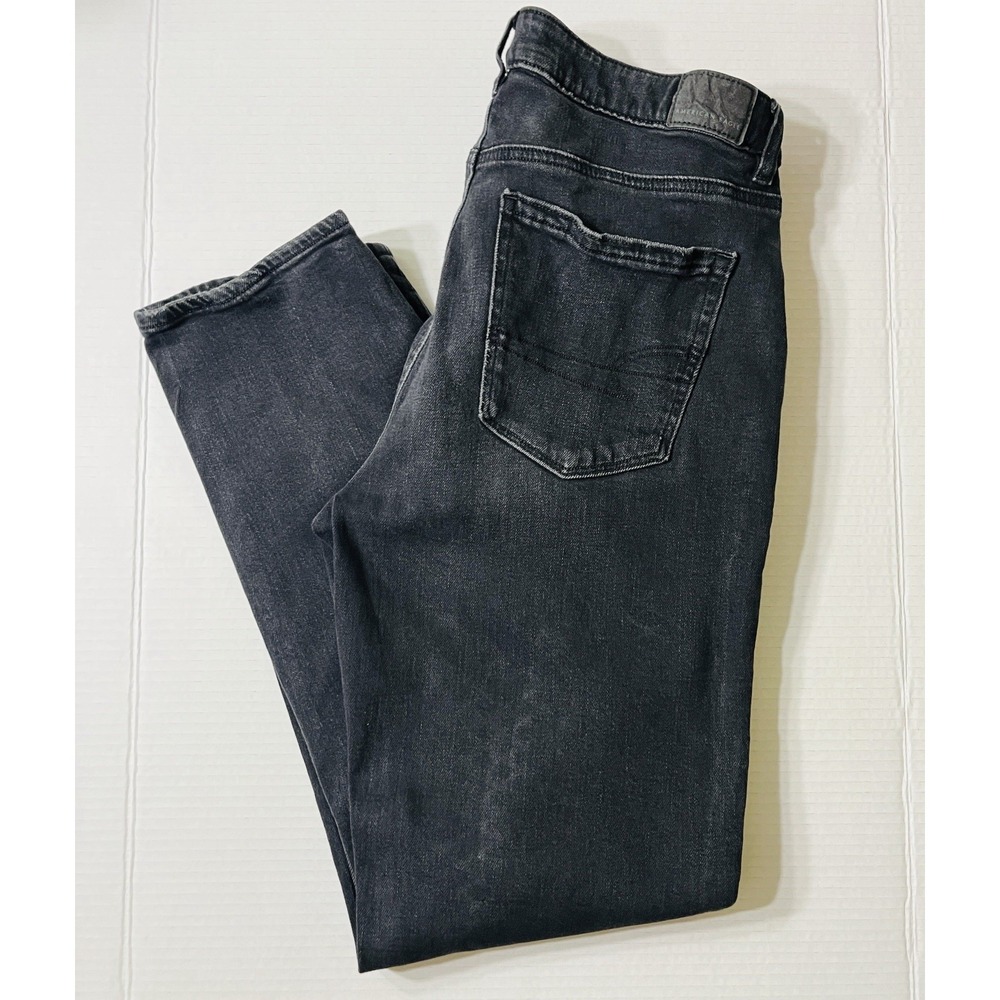 American Eagle Mom Jeans Womens 6 Black Distressed Grunge Dark Academia Mallsoft